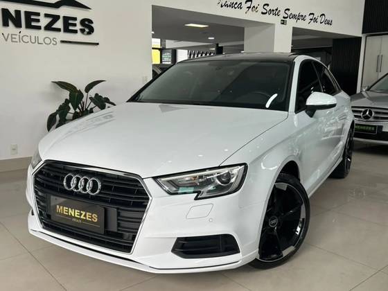 AUDI A3 1.4 TFSI SEDAN AMBIENTE 16V FLEX 4P TIPTRONIC AUDI A3 1.4 TFSI SEDAN AMBIENTE 16V FLEX 4P TIPTRONIC